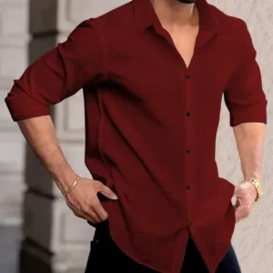 Men Slim Fit Solid Spread Collar Casual Shirt